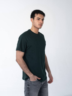 Тёмно-зелёная мужская футболка