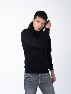 Чёрное мужское худи